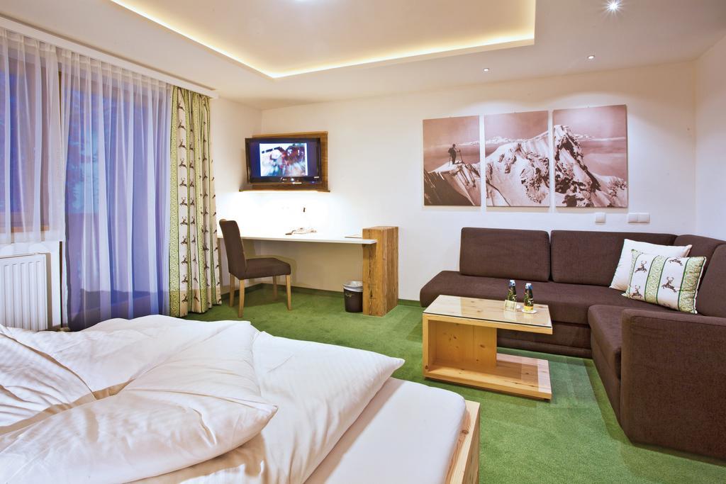 Landhotel Alpenhof Filzmoos Værelse billede